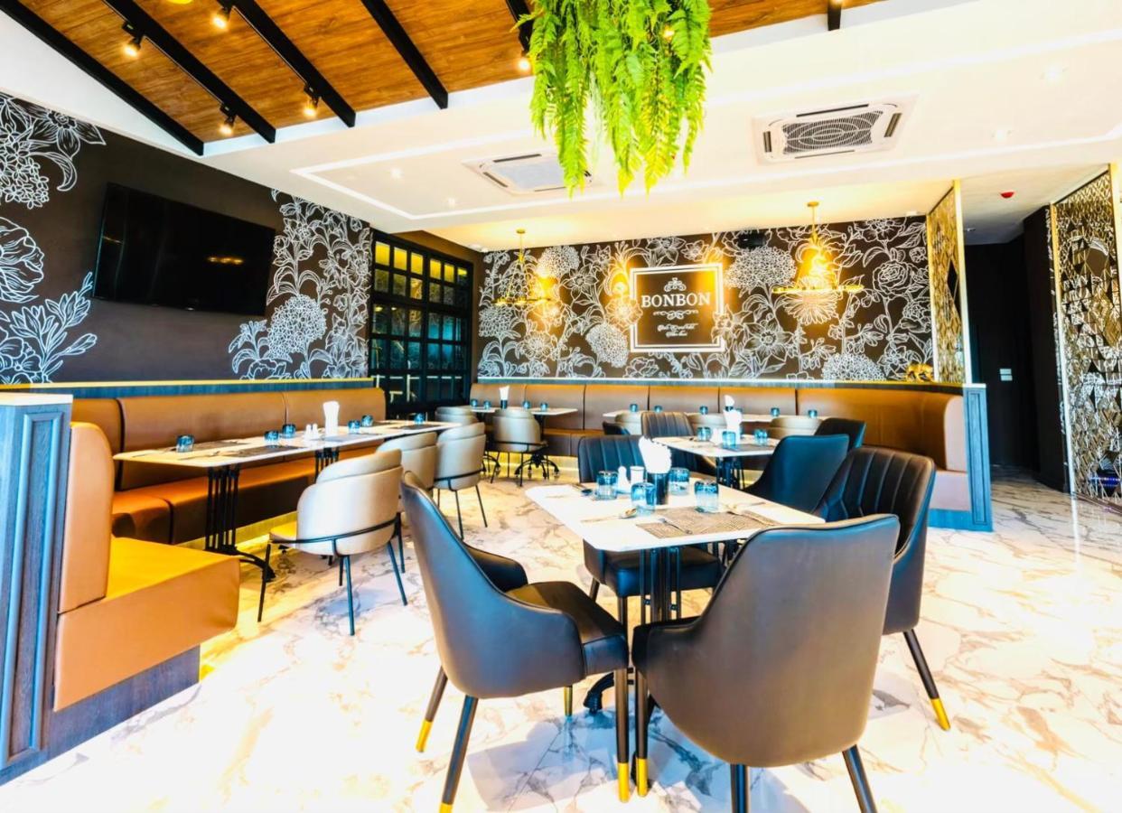 Belle Grand Hotel Udon Thani Exterior photo