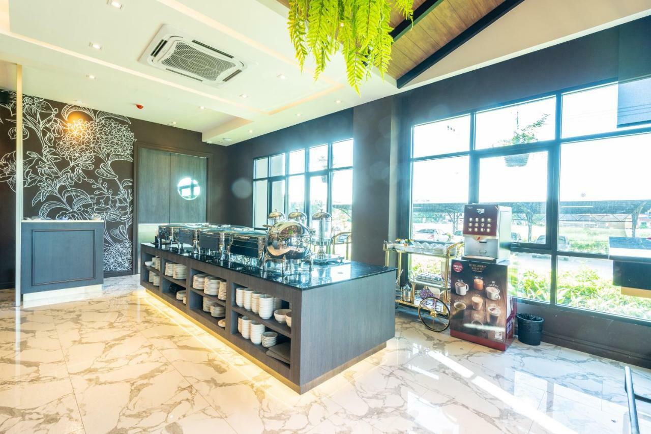 Belle Grand Hotel Udon Thani Exterior photo
